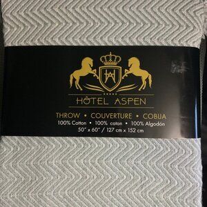 Hotel Aspen Throw 100% Cotton Blanket